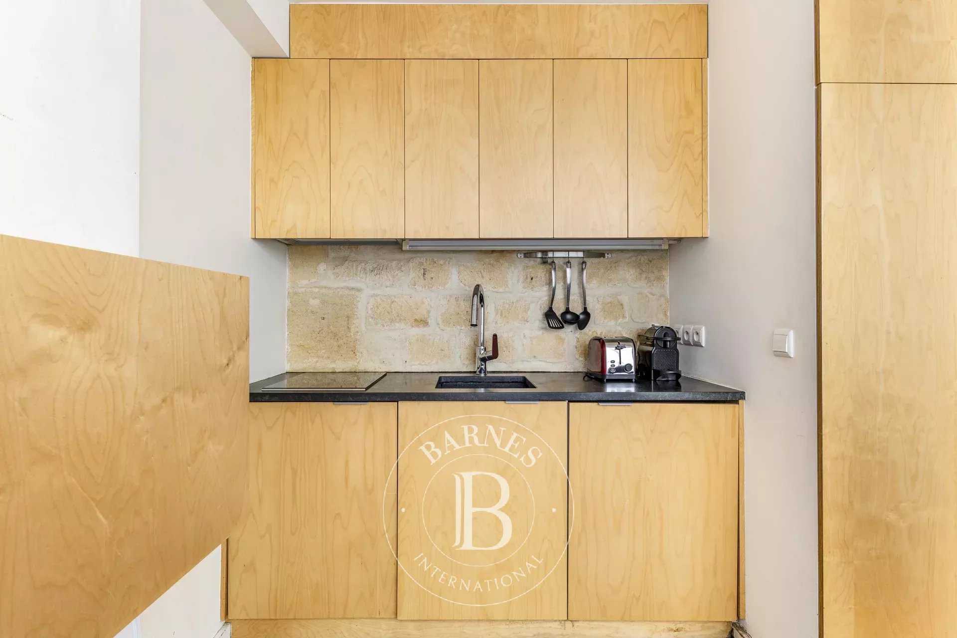 Paris  - Piso 1 Cuarto