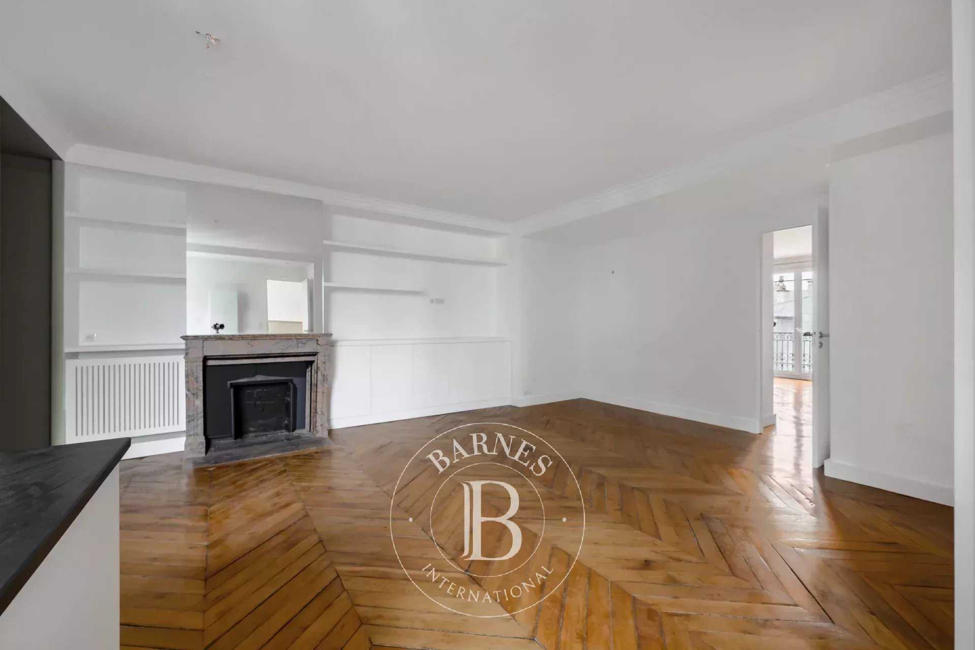 Paris  - Apartment 2 Bedrooms