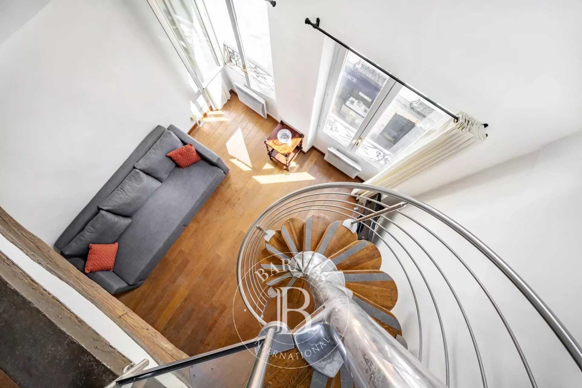 Paris  - Appartement 3 Pièces, 1 Chambre