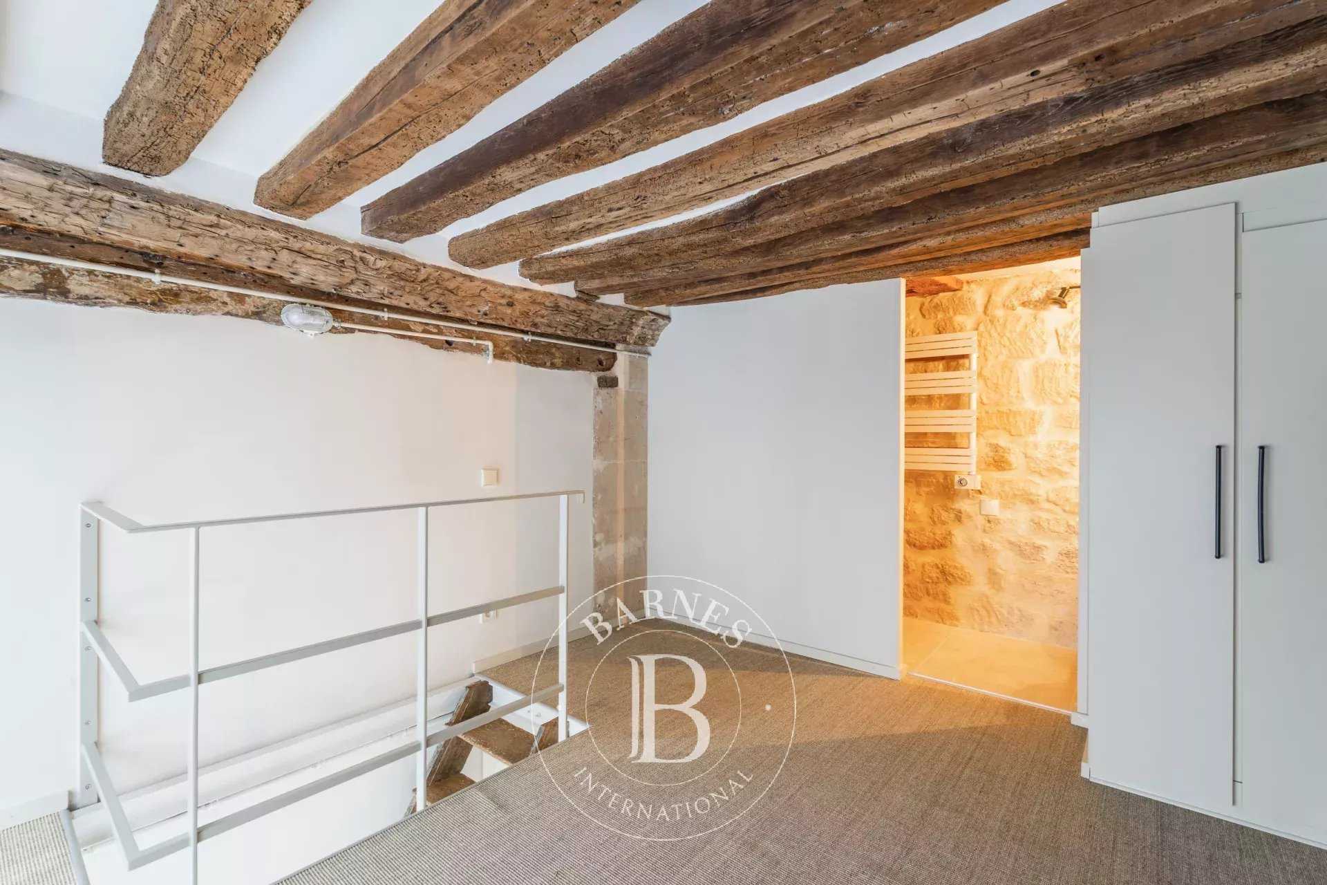 Paris  - Appartement 1 Pièce, 1 Chambre