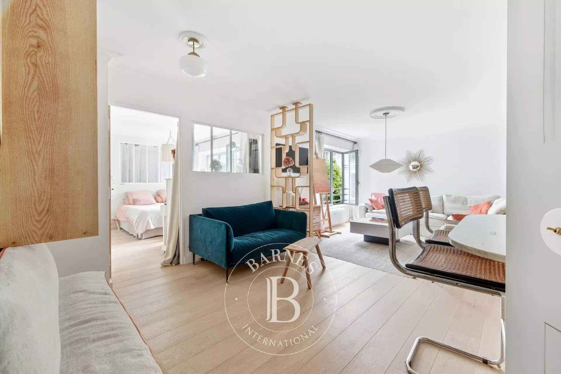 Paris  - Apartment 3 Bedrooms