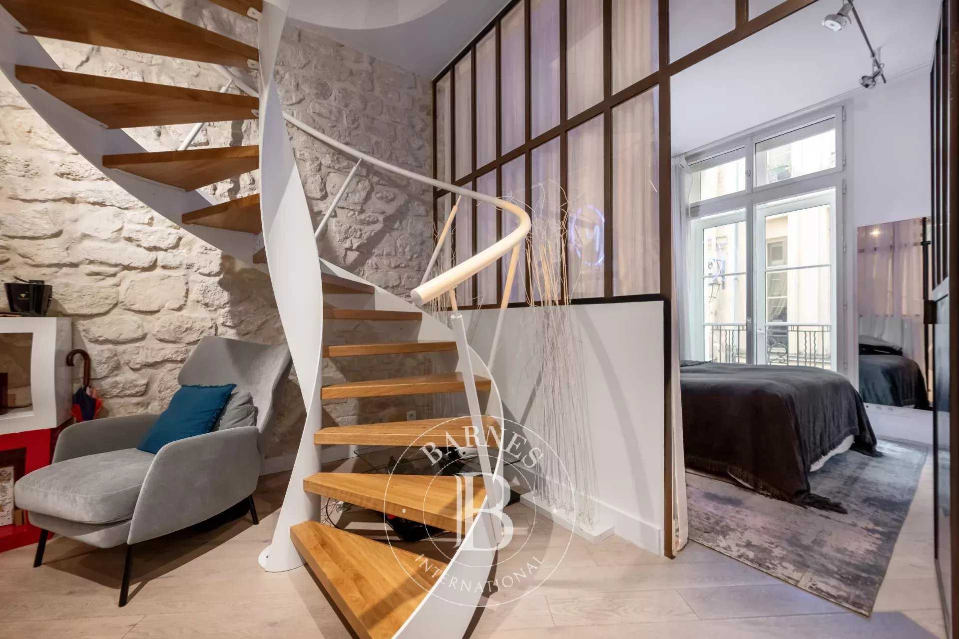 Paris  - Apartment 2 Bedrooms