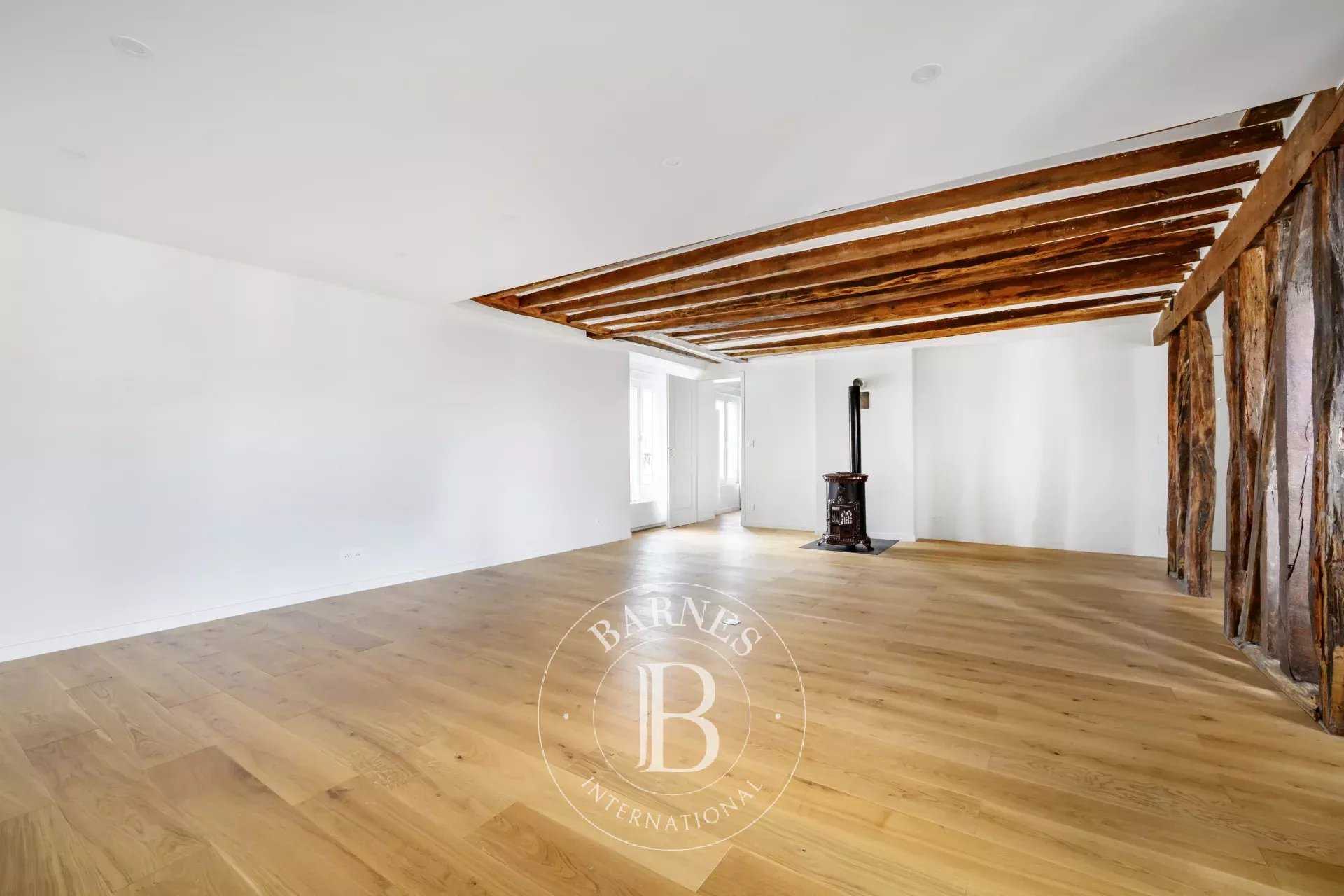 Paris  - Apartment 2 Bedrooms