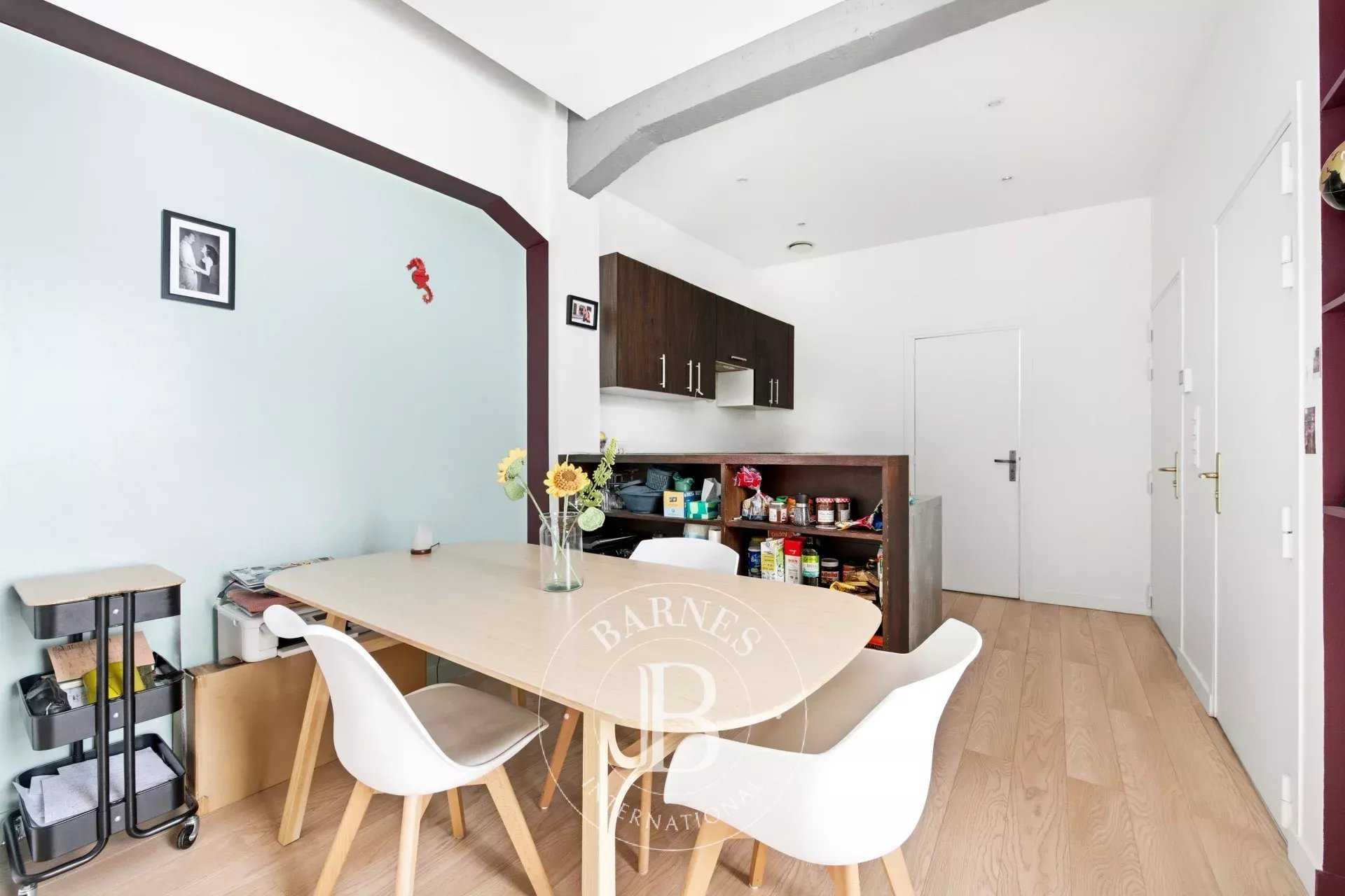 Paris  - Appartement 2 Pi&egrave;ces, 1 Chambre