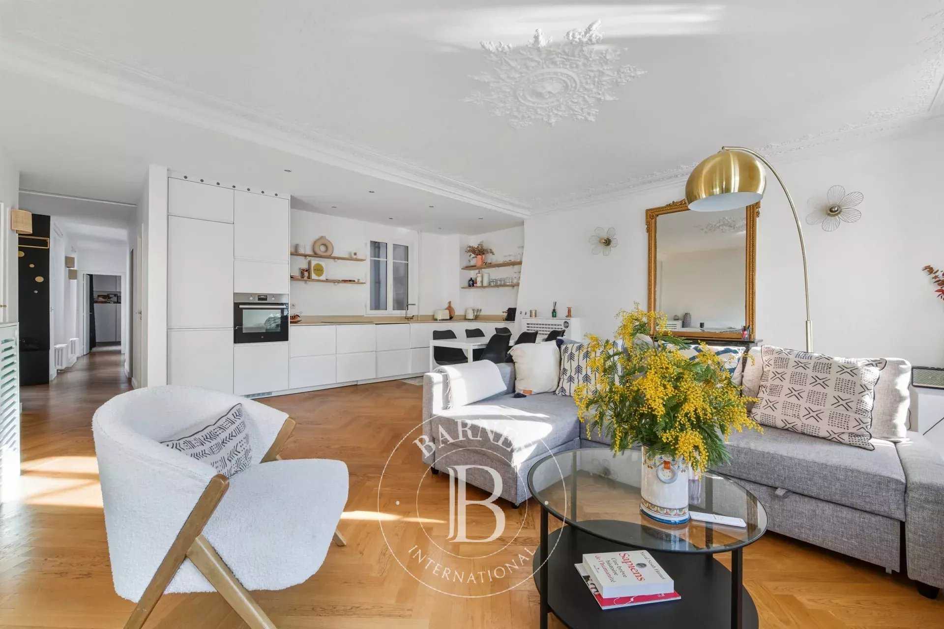 Paris  - Apartment 3 Bedrooms