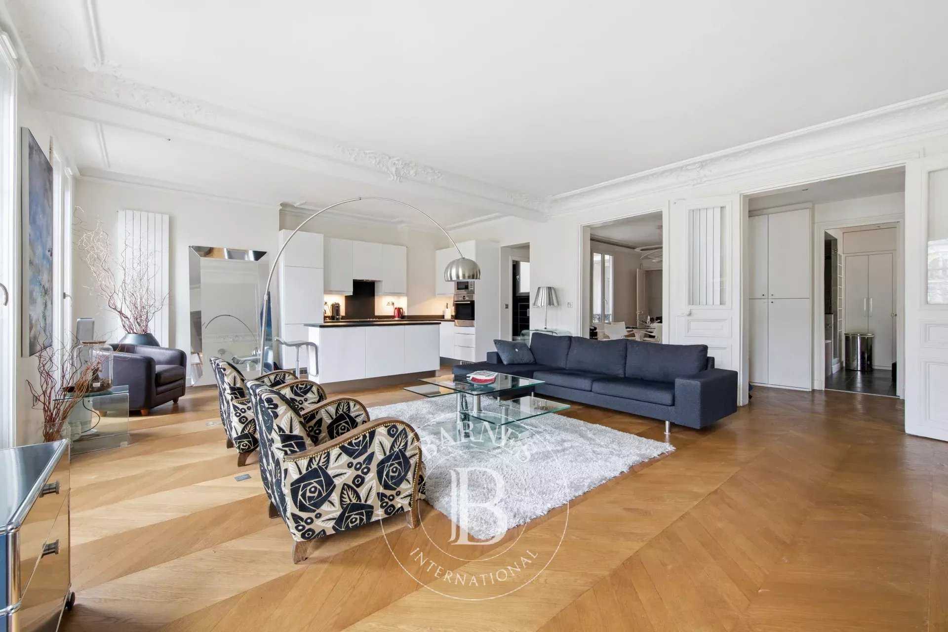 Paris  - Apartment 2 Bedrooms