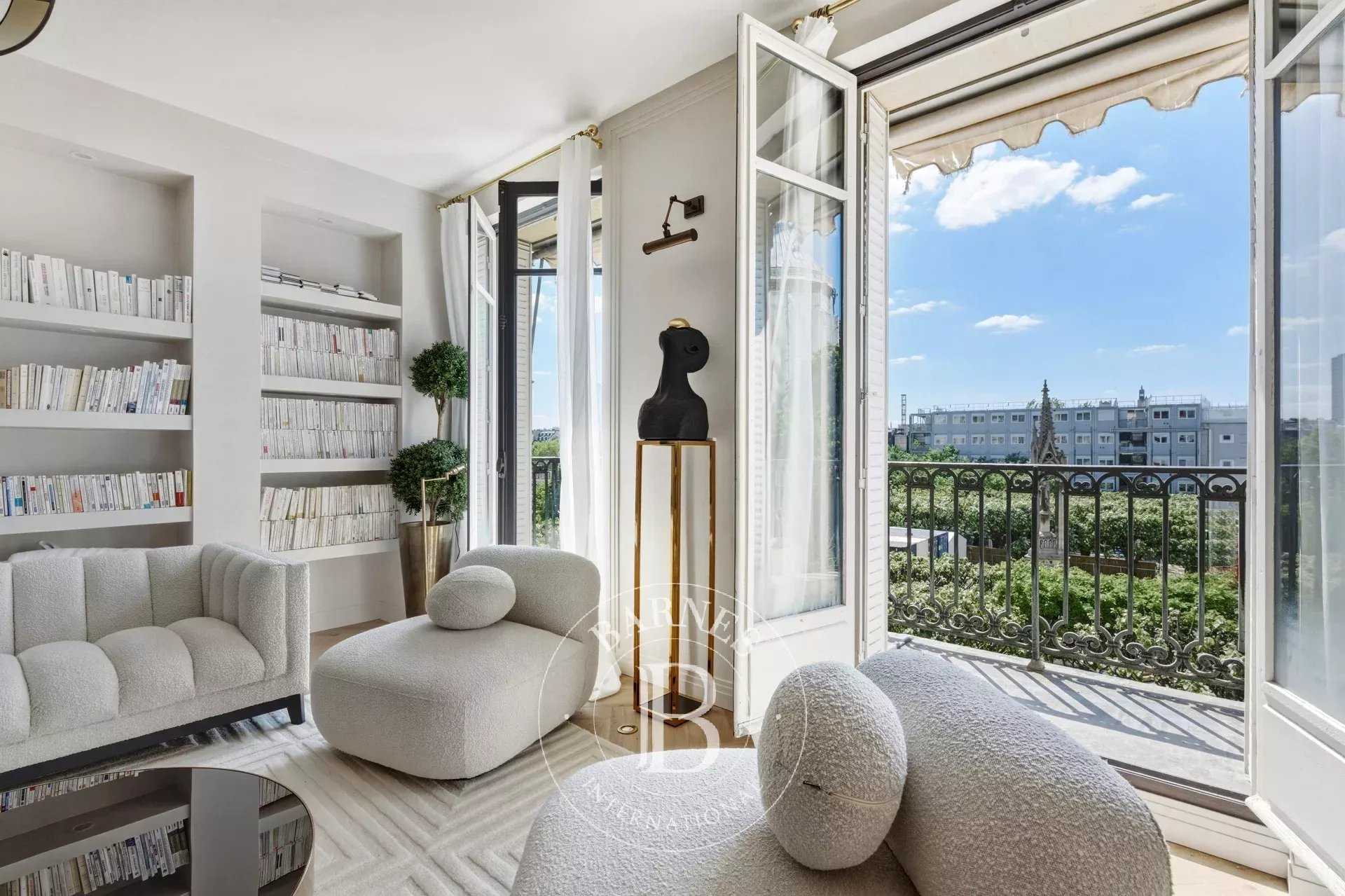 Paris  - Appartement 4 Pi&egrave;ces 3 Chambres