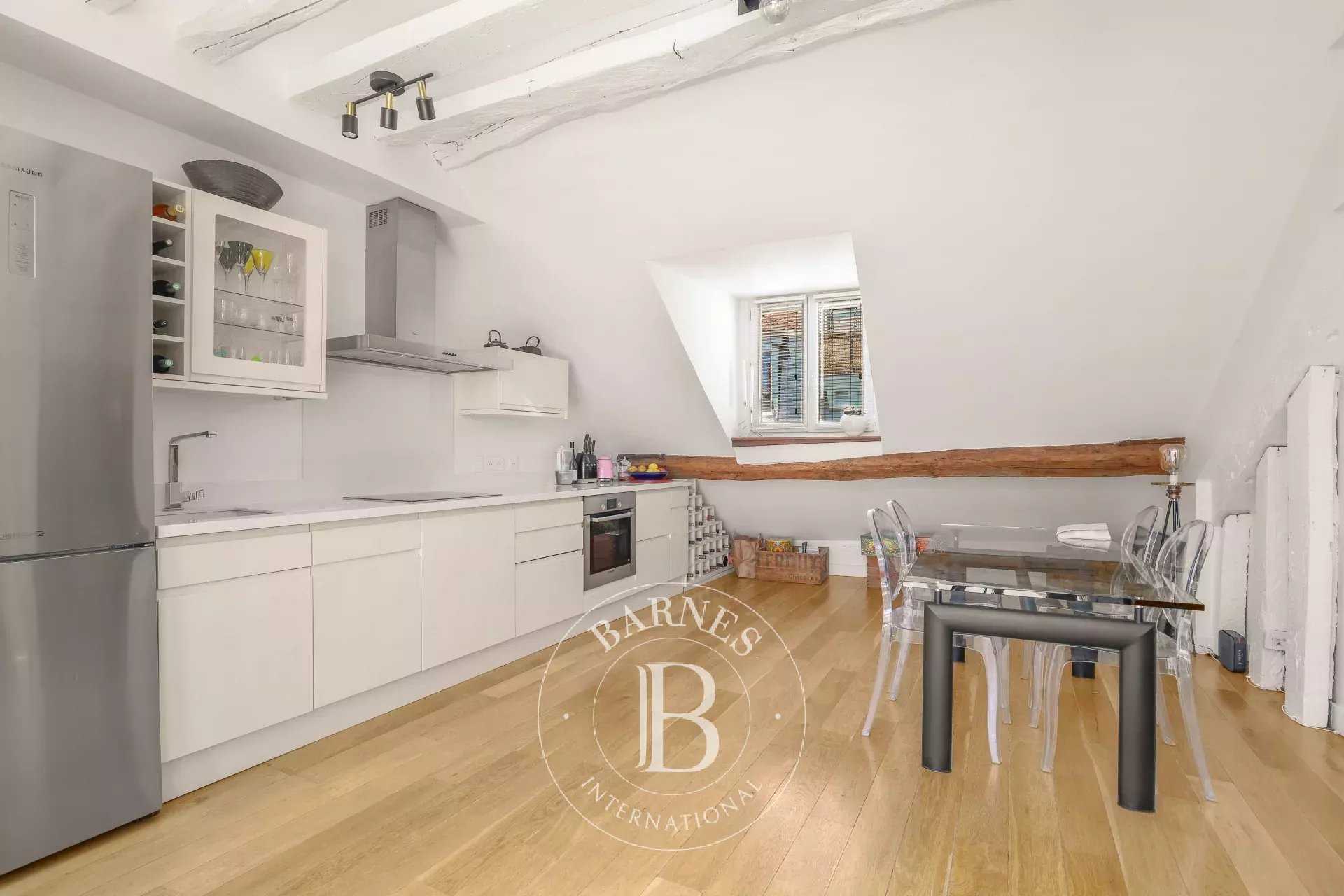 Paris  - Apartment 3 Bedrooms