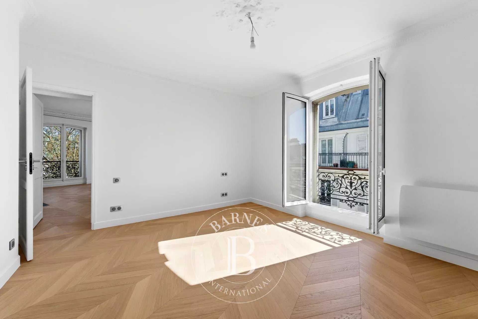 Paris  - Appartement 7 Pi&egrave;ces 4 Chambres