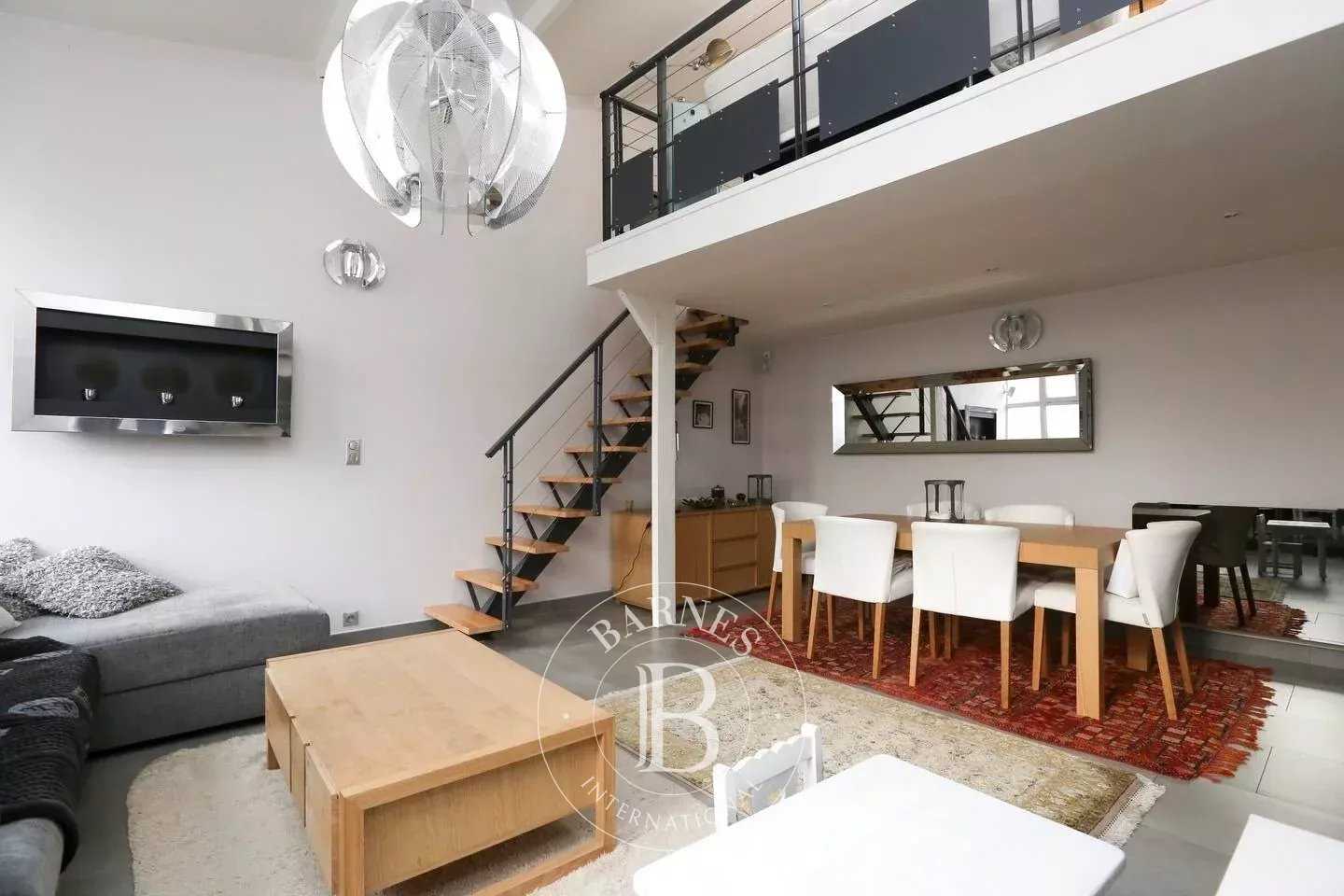 Paris  - Apartment 3 Bedrooms