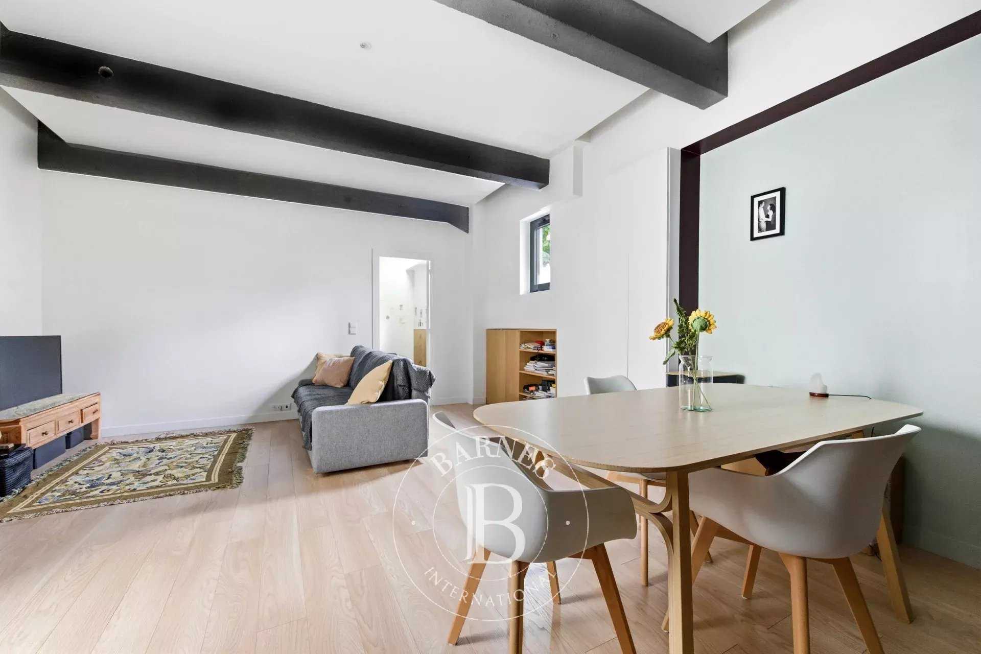 Paris  - Appartement 2 Pi&egrave;ces, 1 Chambre