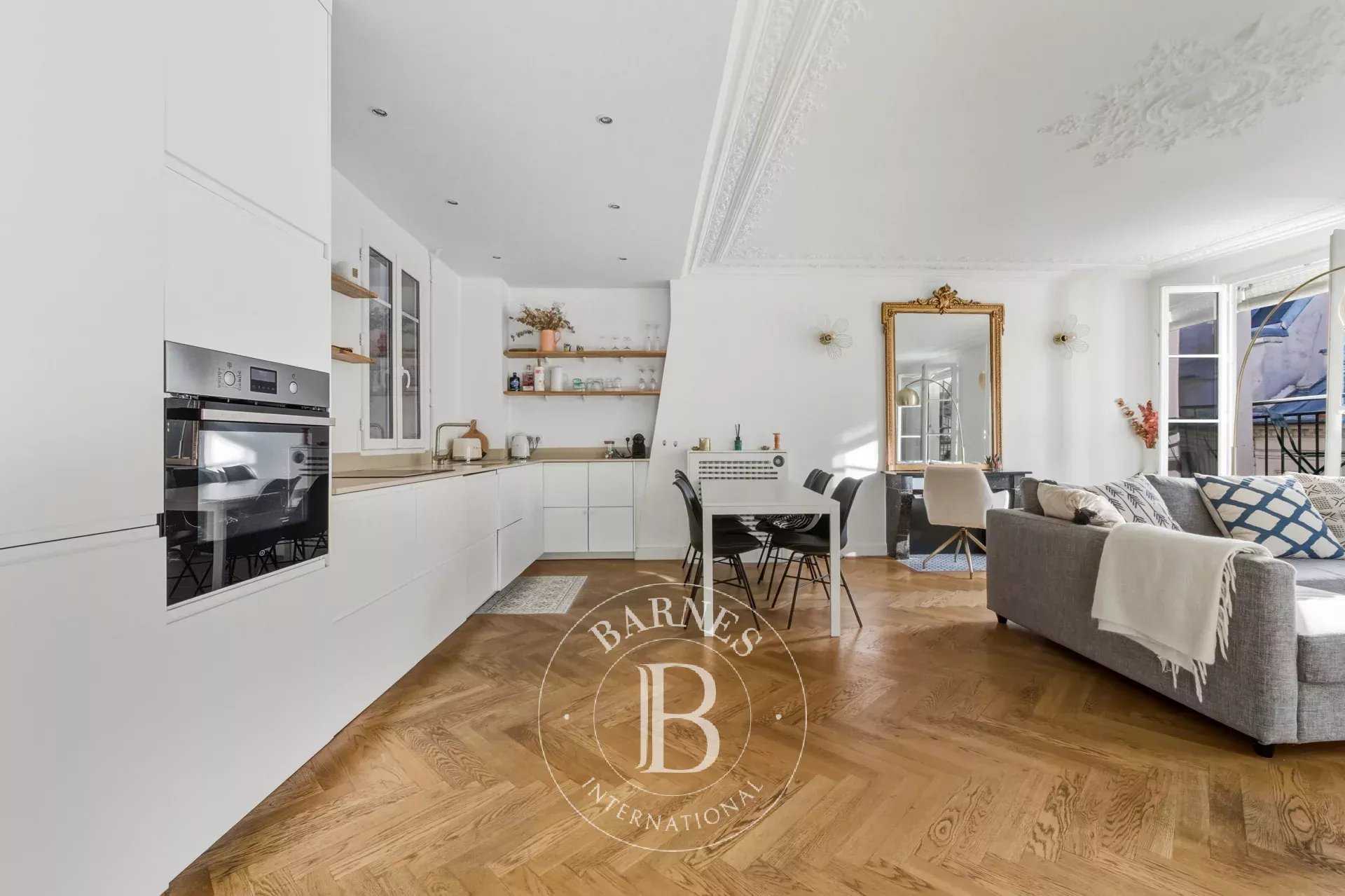 Paris  - Apartment 3 Bedrooms