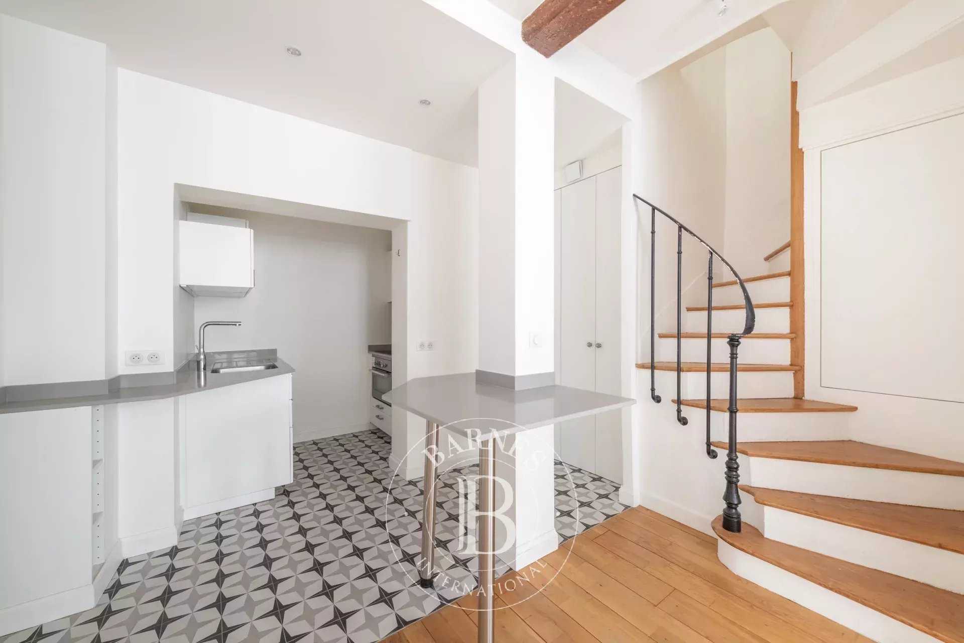 Paris  - Apartment 2 Bedrooms