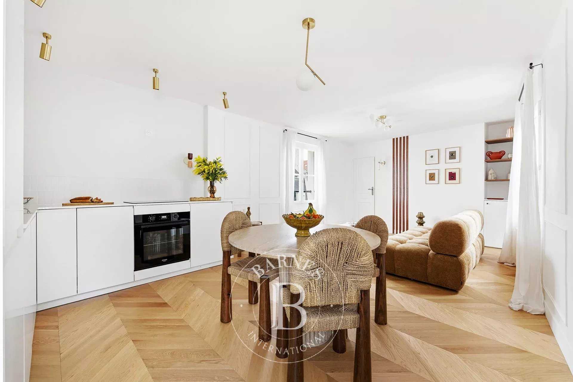 Paris  - Appartement 2 Pi&egrave;ces, 1 Chambre