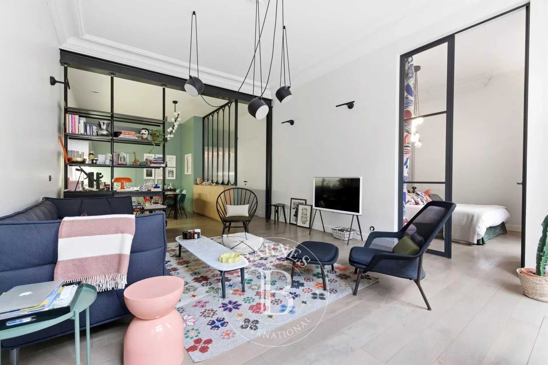 Paris  - Appartement 4 Pi&egrave;ces 3 Chambres