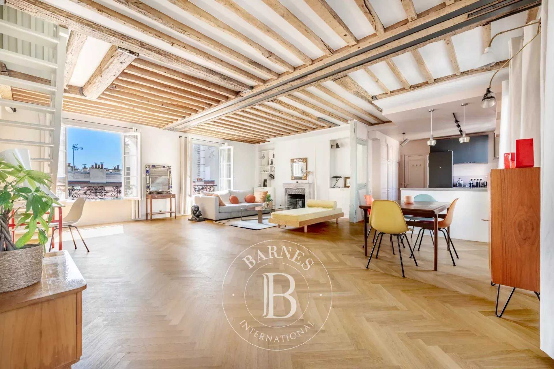 Apartment Paris 75003