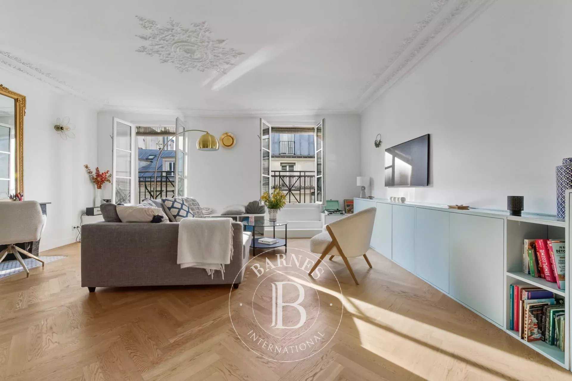 Paris  - Apartment 3 Bedrooms