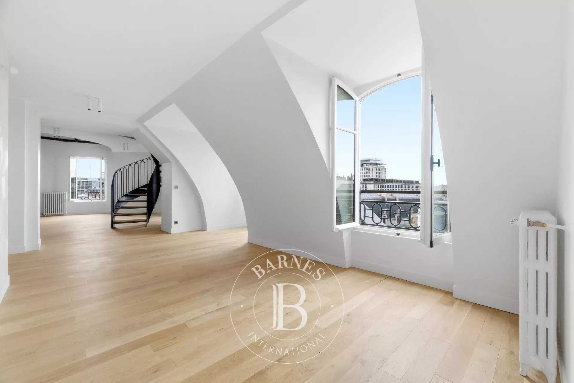 Paris  - Apartment 3 Bedrooms