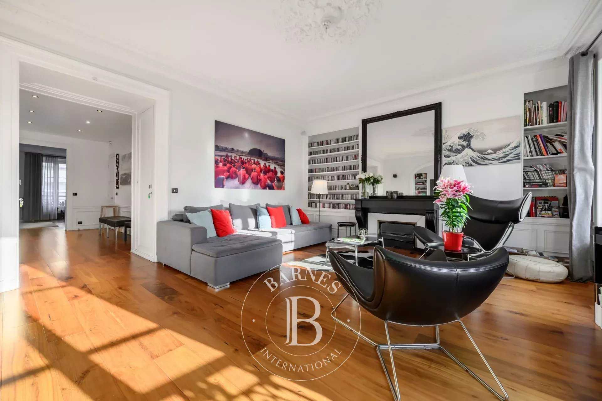 Paris  - Apartment 4 Bedrooms