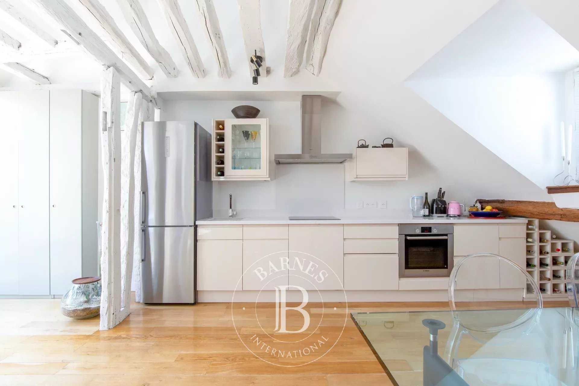 Paris  - Apartment 3 Bedrooms