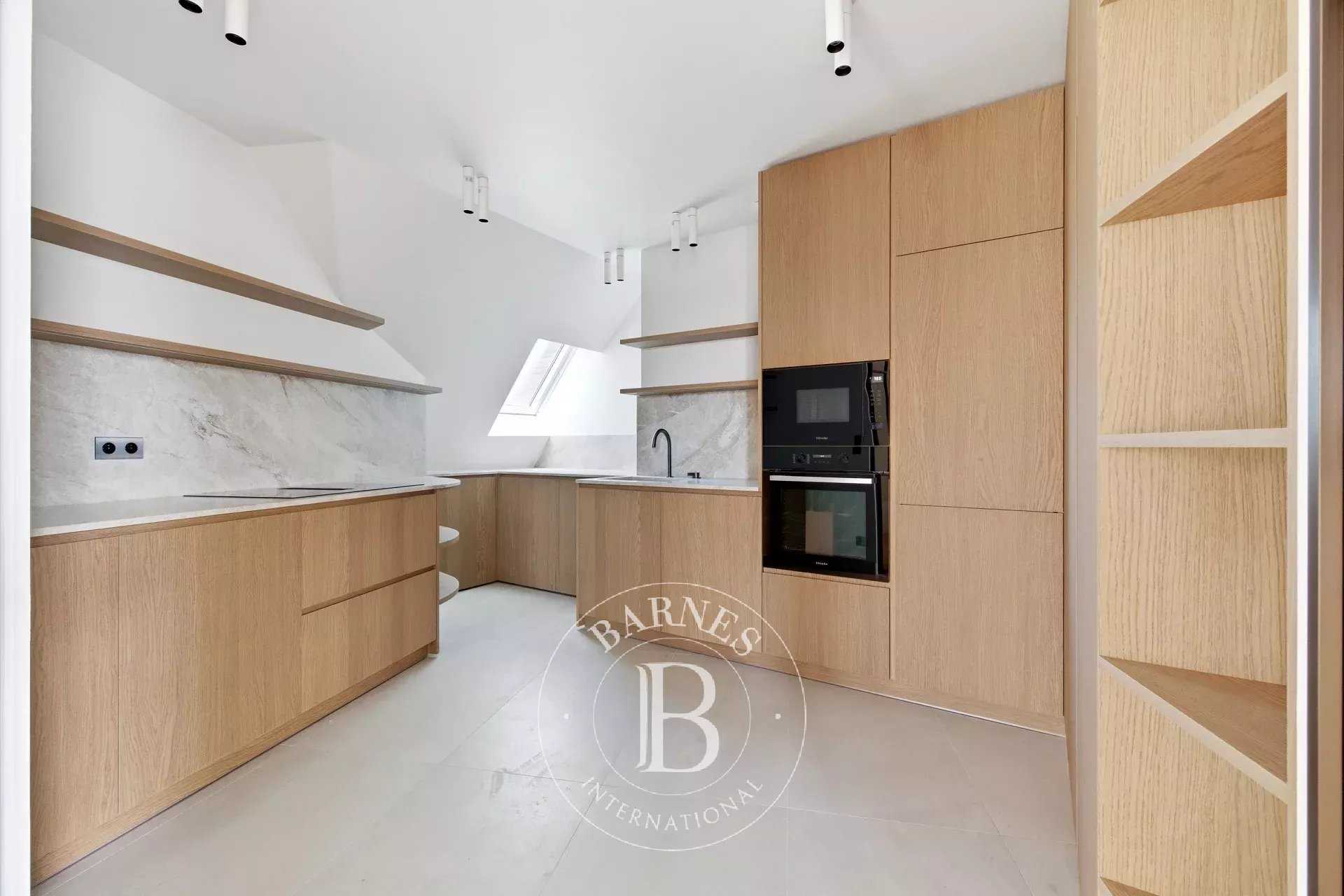 Paris  - Apartment 3 Bedrooms