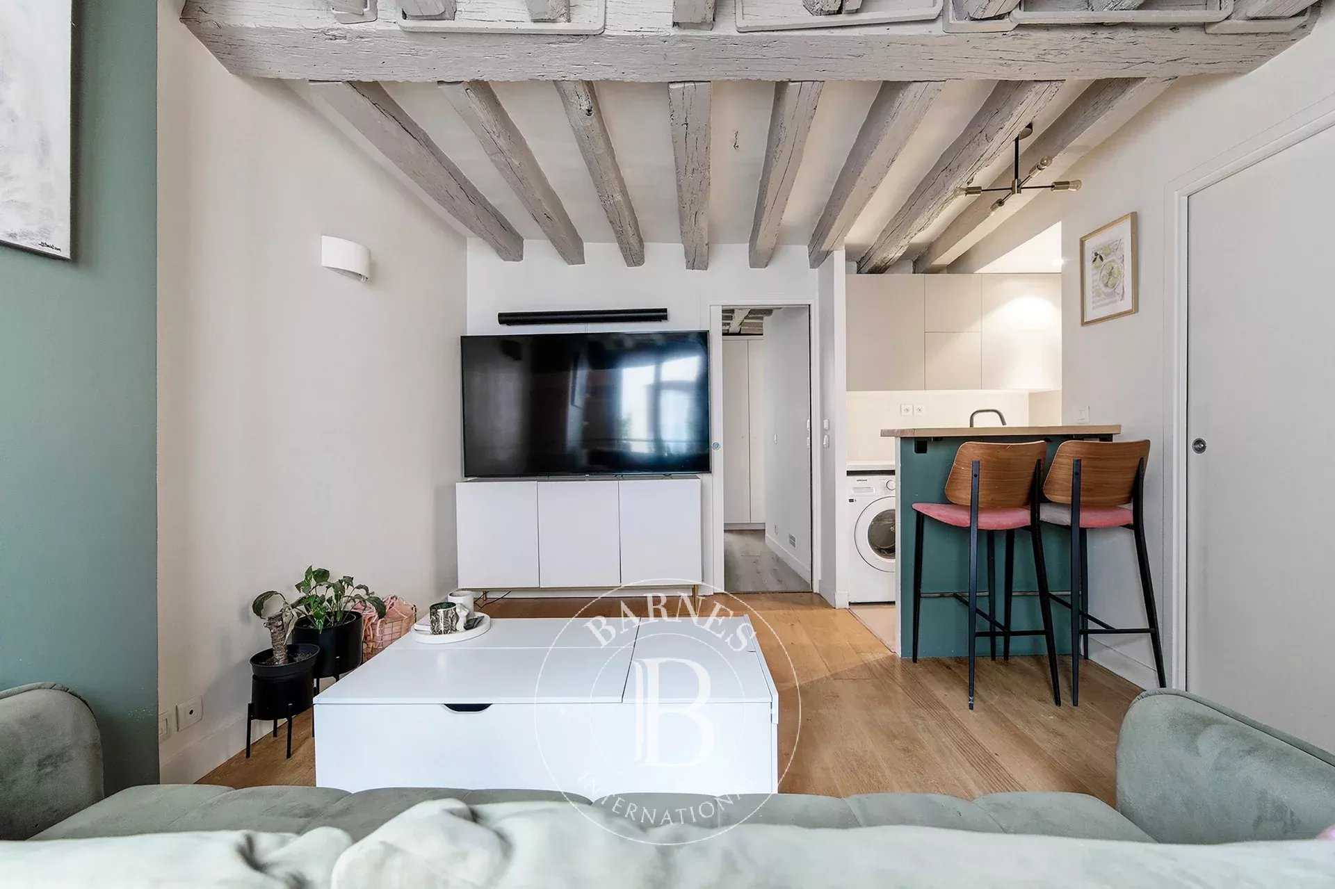 Paris  - Piso 2 Cuartos, 1 Habitacion