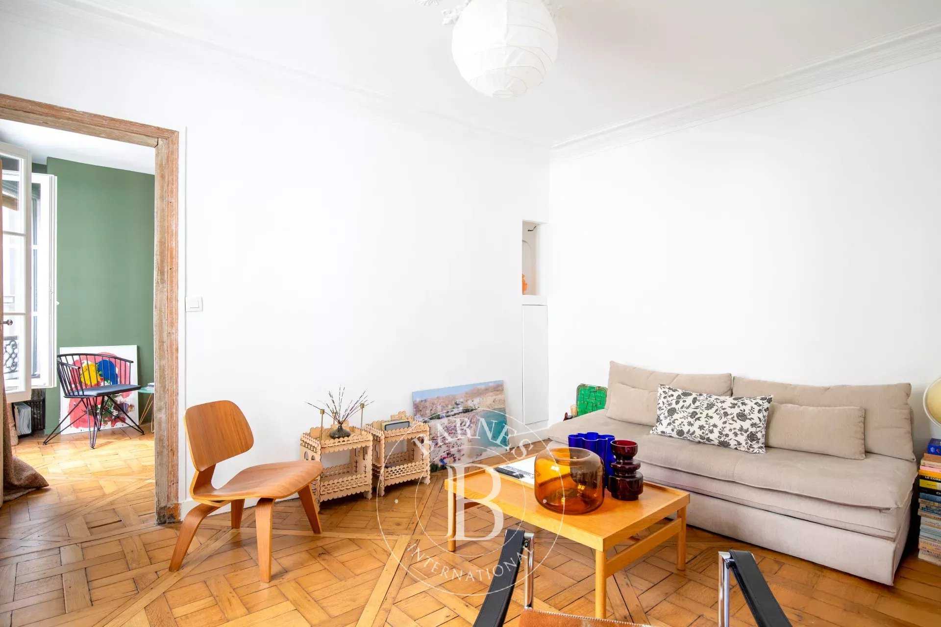 Paris  - Appartement 3 Pièces, 1 Chambre
