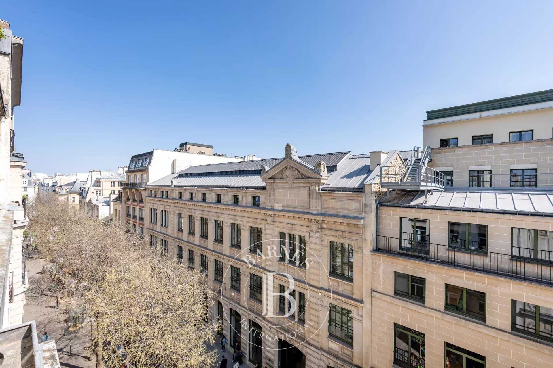 Paris  - Apartment 5 Bedrooms