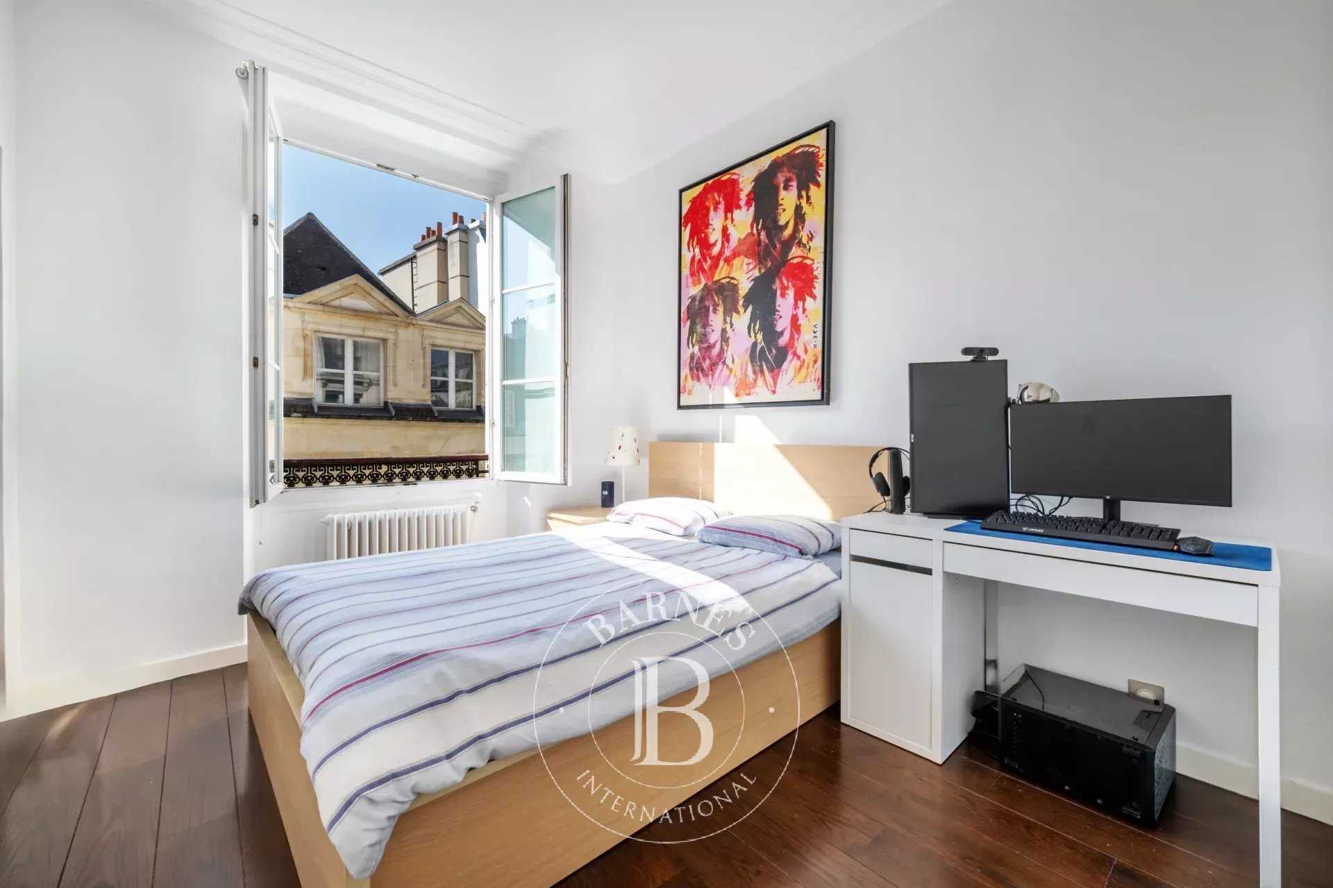 Paris  - Apartment 3 Bedrooms