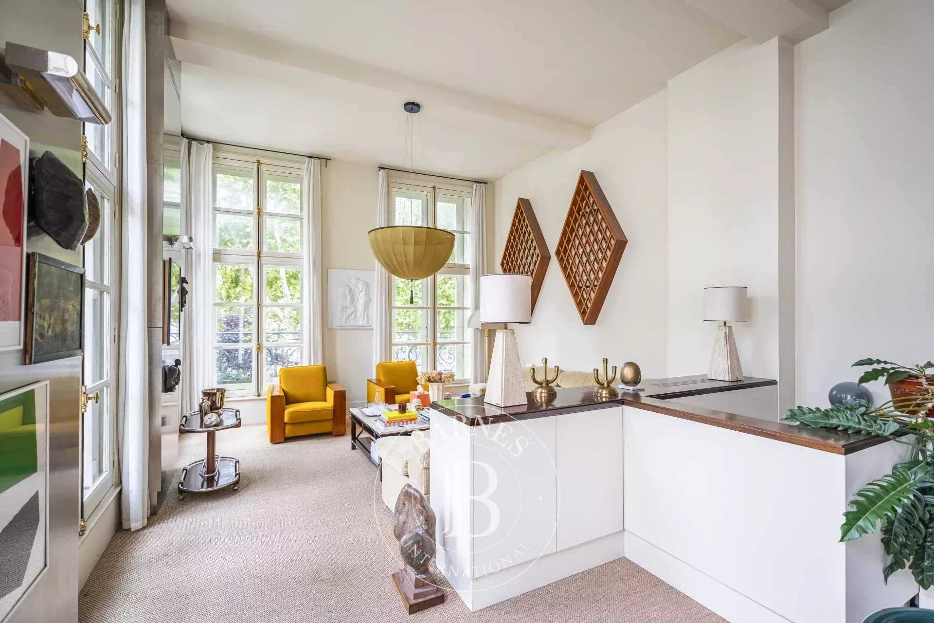 Paris  - Apartment 2 Bedrooms