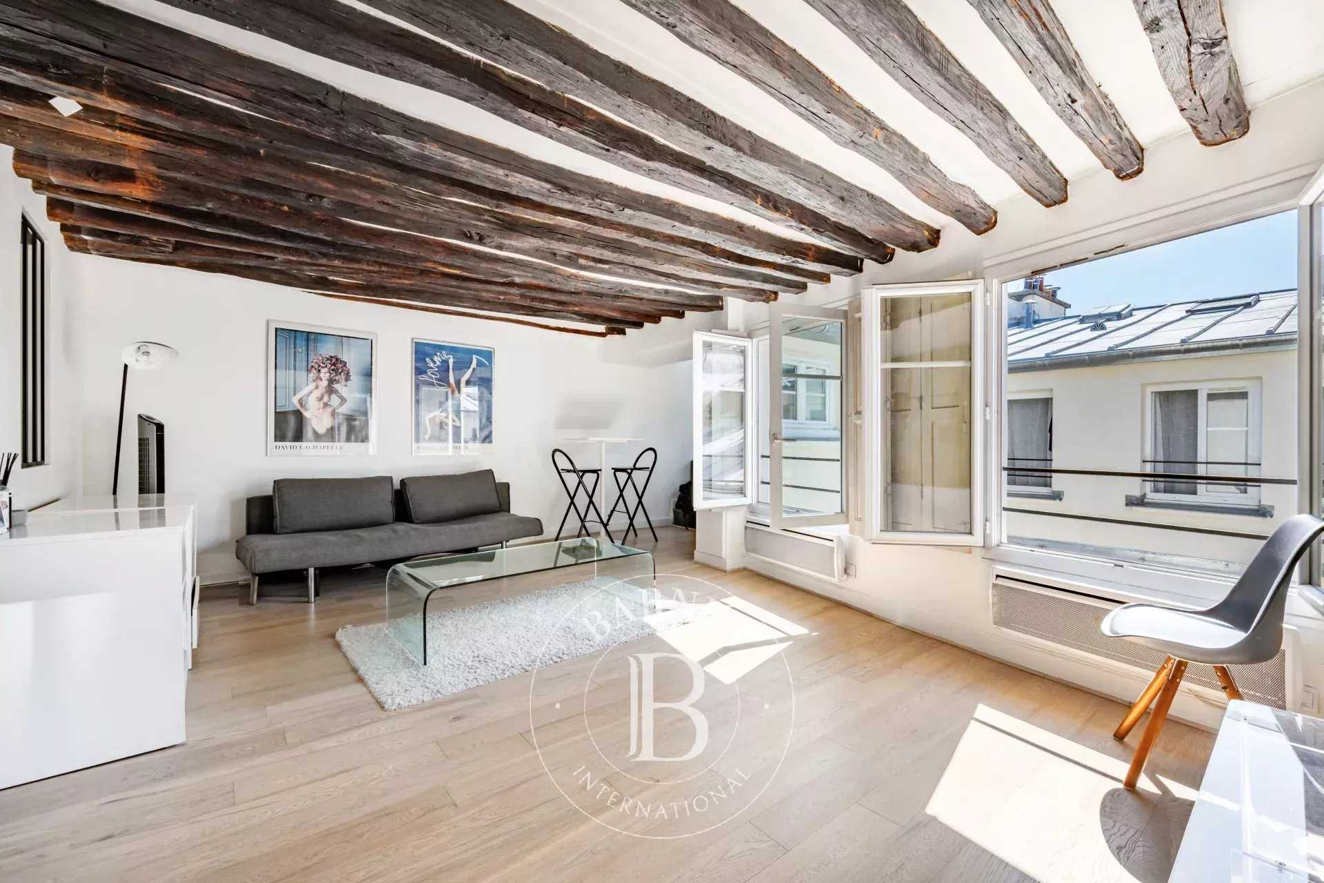 Paris  - Appartement 1 Pièce, 1 Chambre