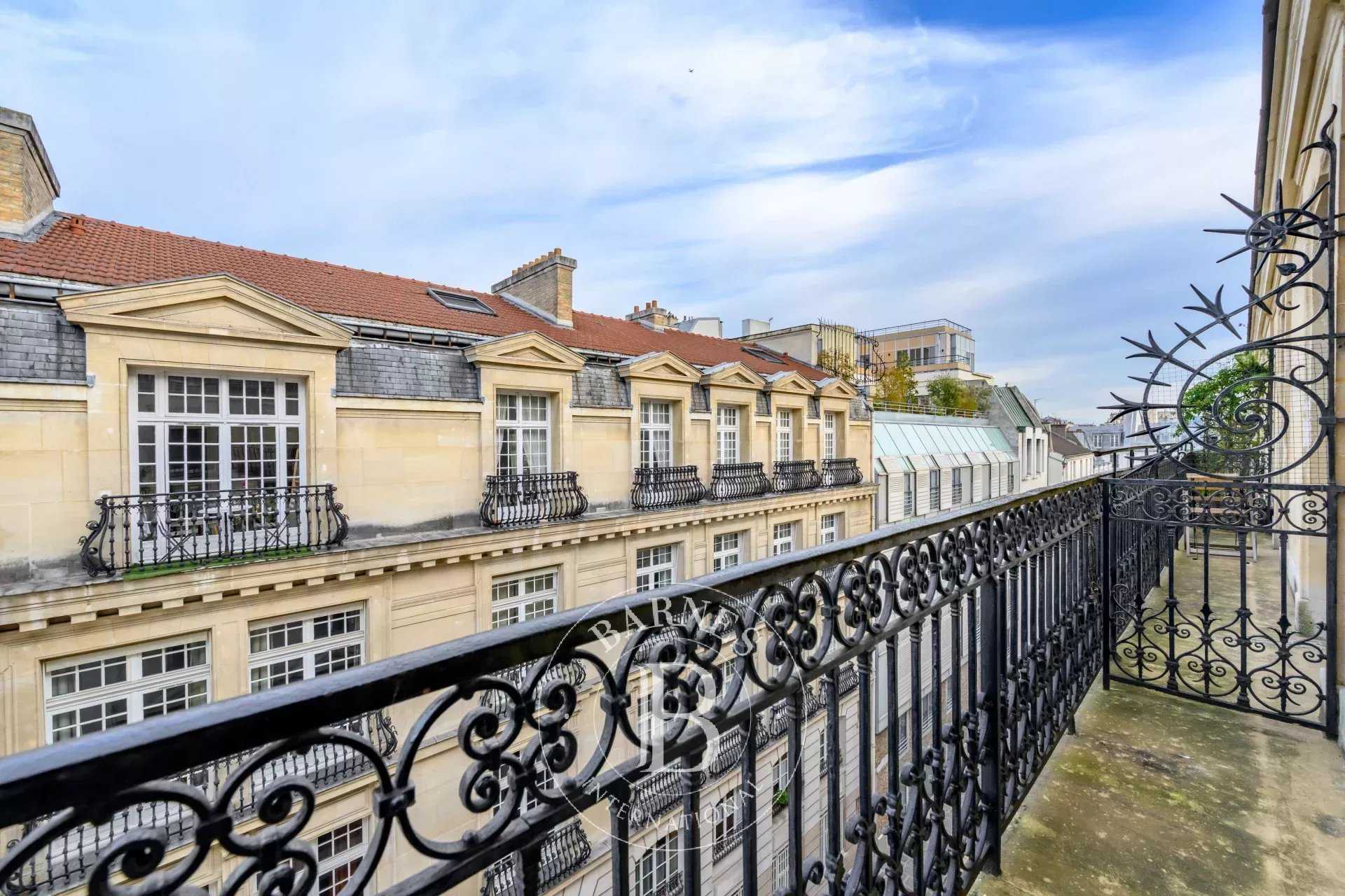 Paris  - Apartment 2 Bedrooms