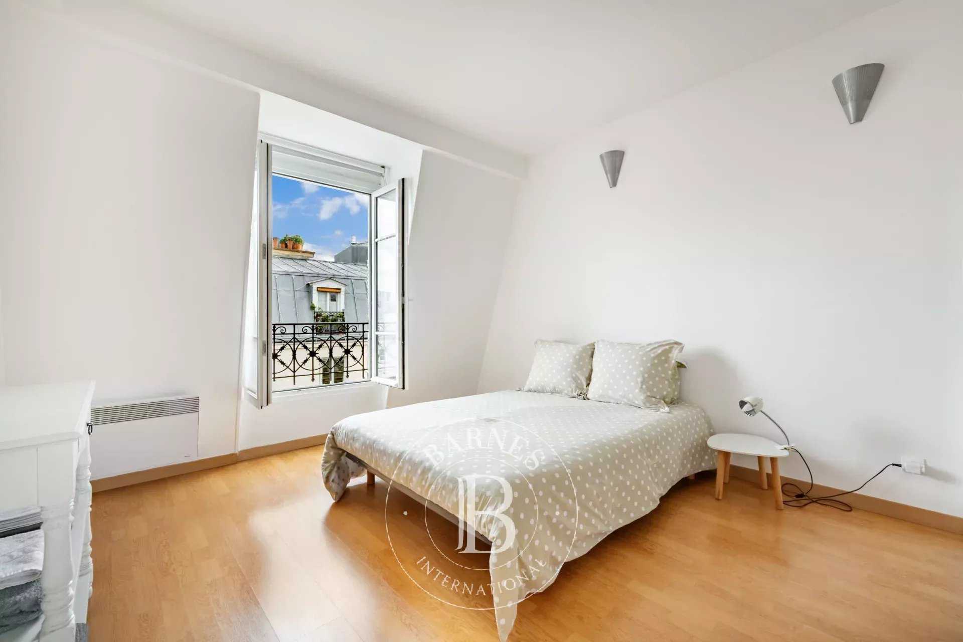 Paris  - Apartment 2 Bedrooms