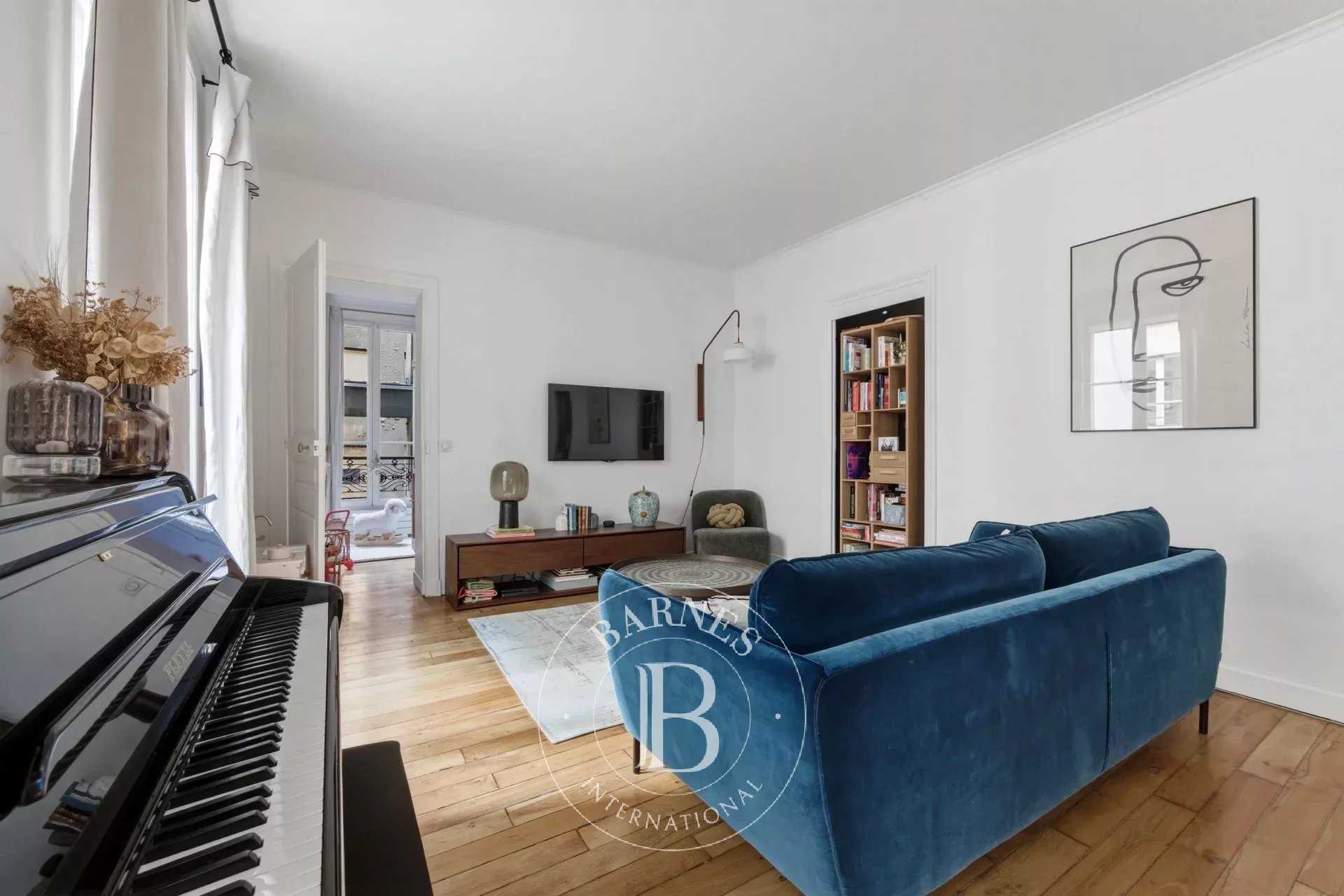 Paris  - Appartement 3 Pi&egrave;ces 2 Chambres