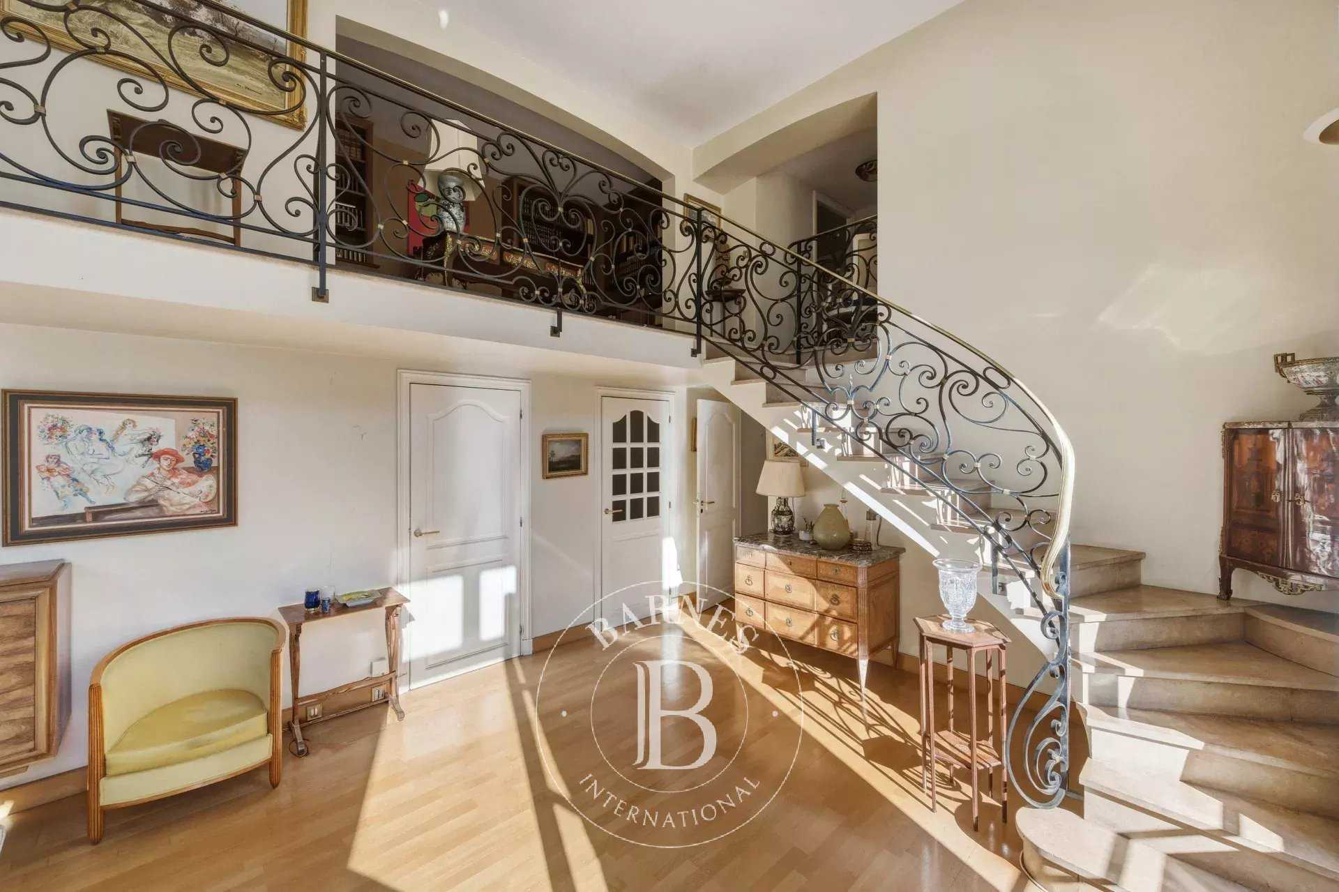 Paris  - Apartment 2 Bedrooms