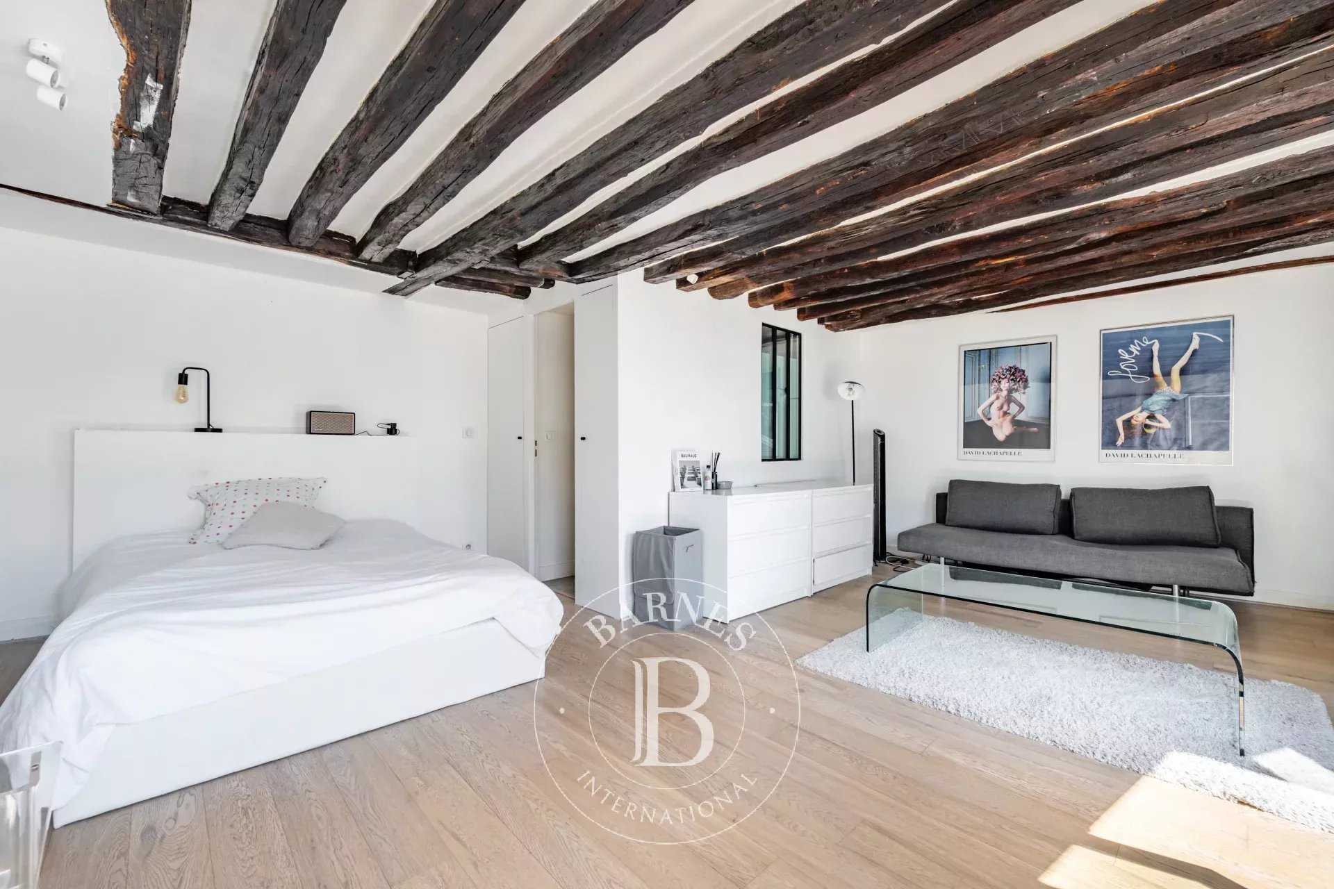 Paris  - Appartement 1 Pièce, 1 Chambre