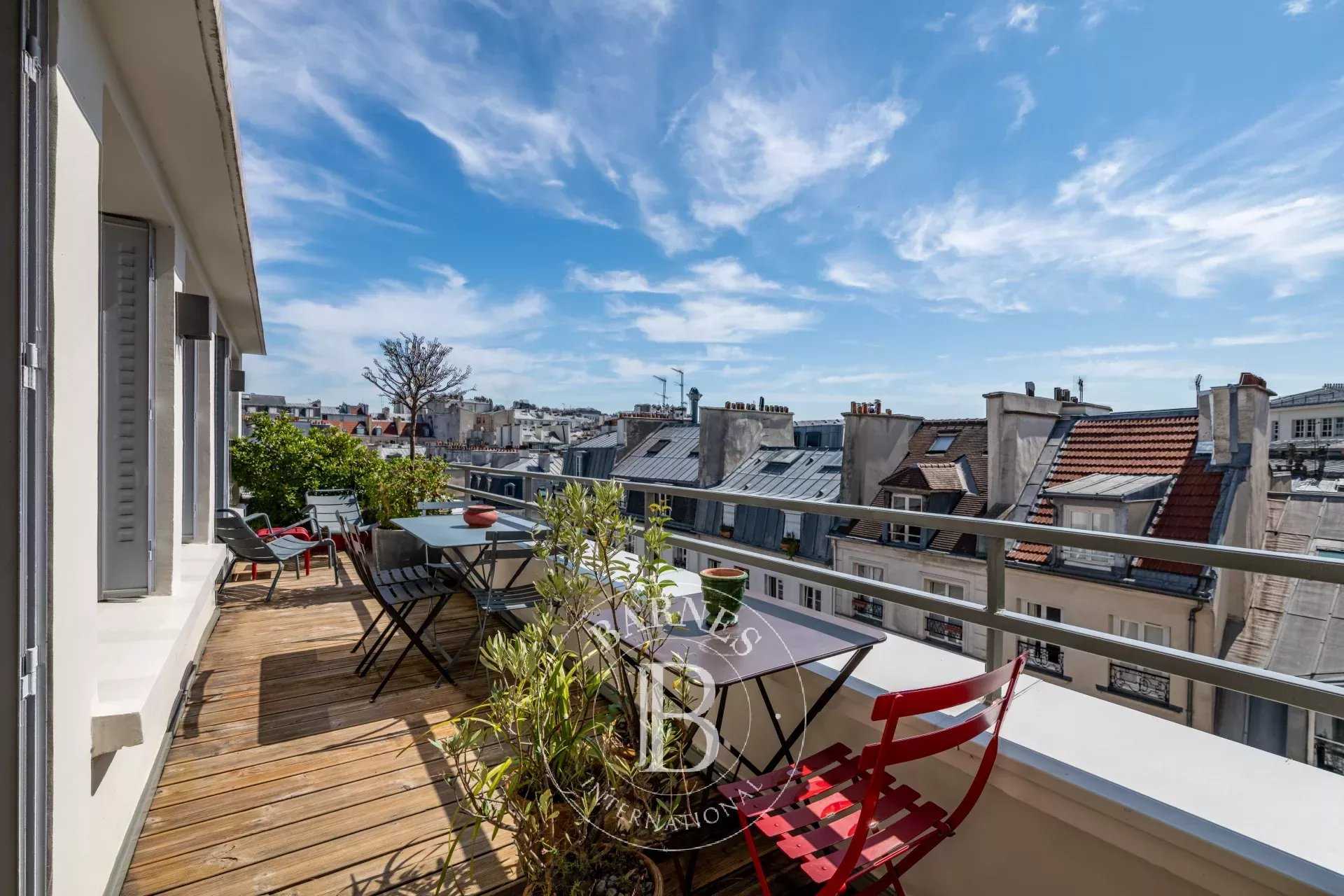 Paris  - Appartement 3 Pièces, 1 Chambre