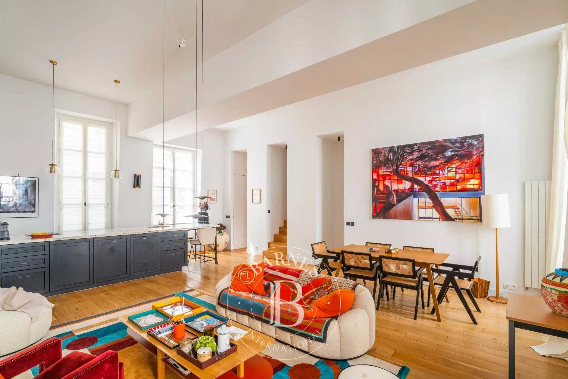 Paris  - Apartment 2 Bedrooms