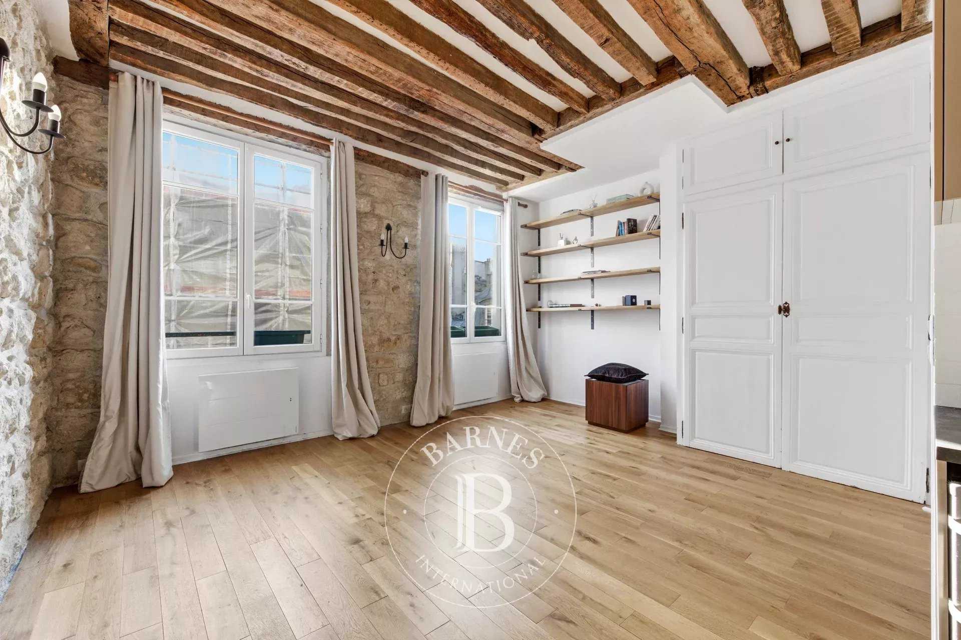 Paris  - Piso 2 Cuartos, 1 Habitacion