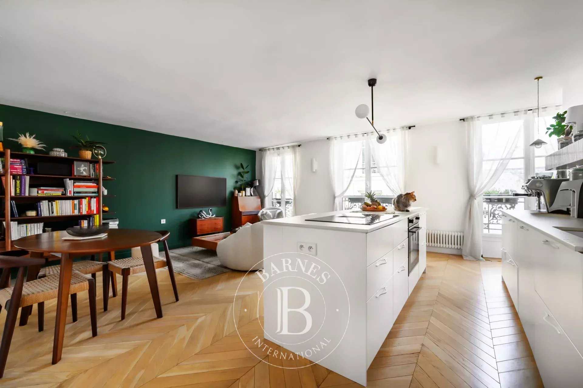 Paris  - Apartment 3 Bedrooms