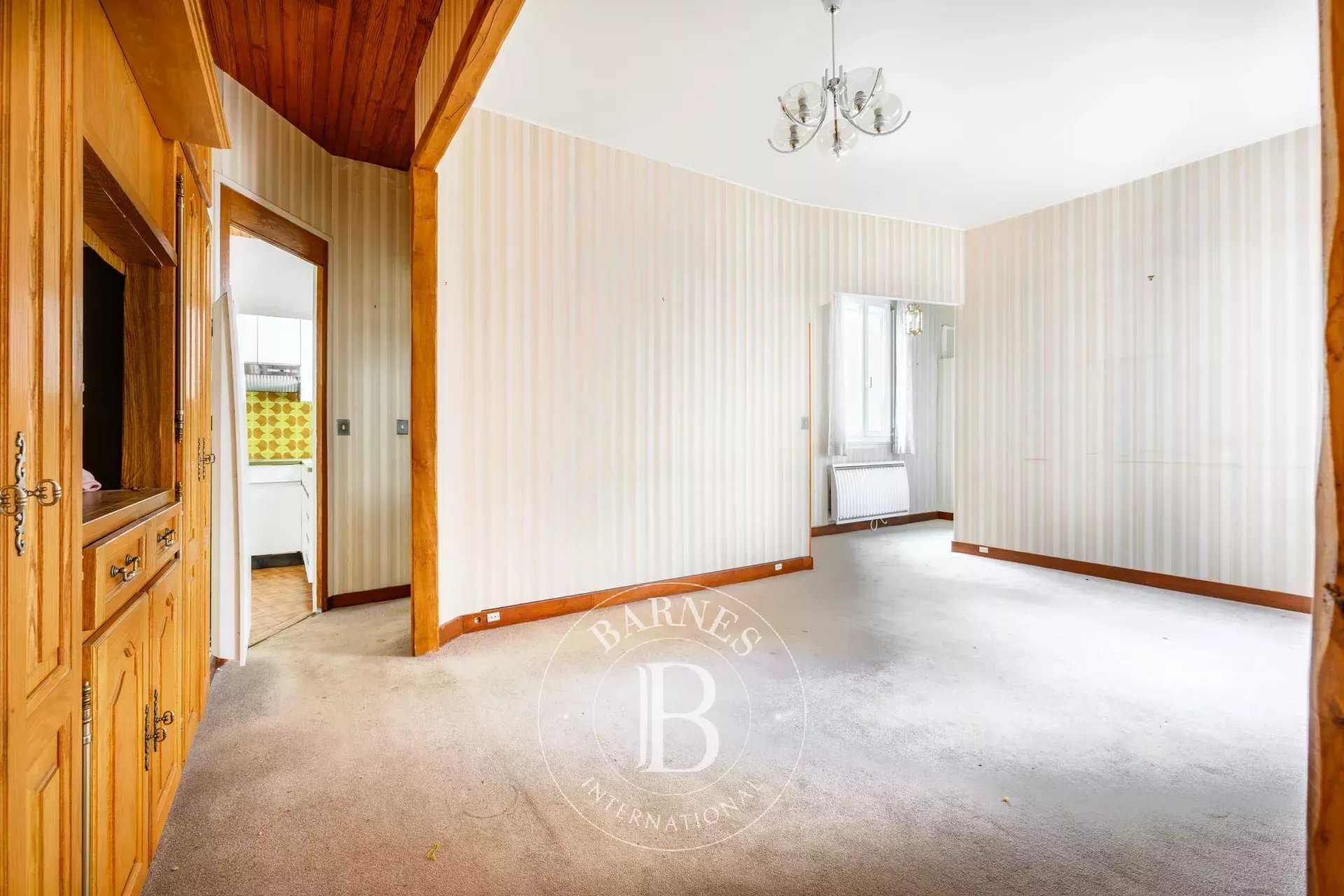 Paris  - Piso 3 Cuartos, 1 Habitacion