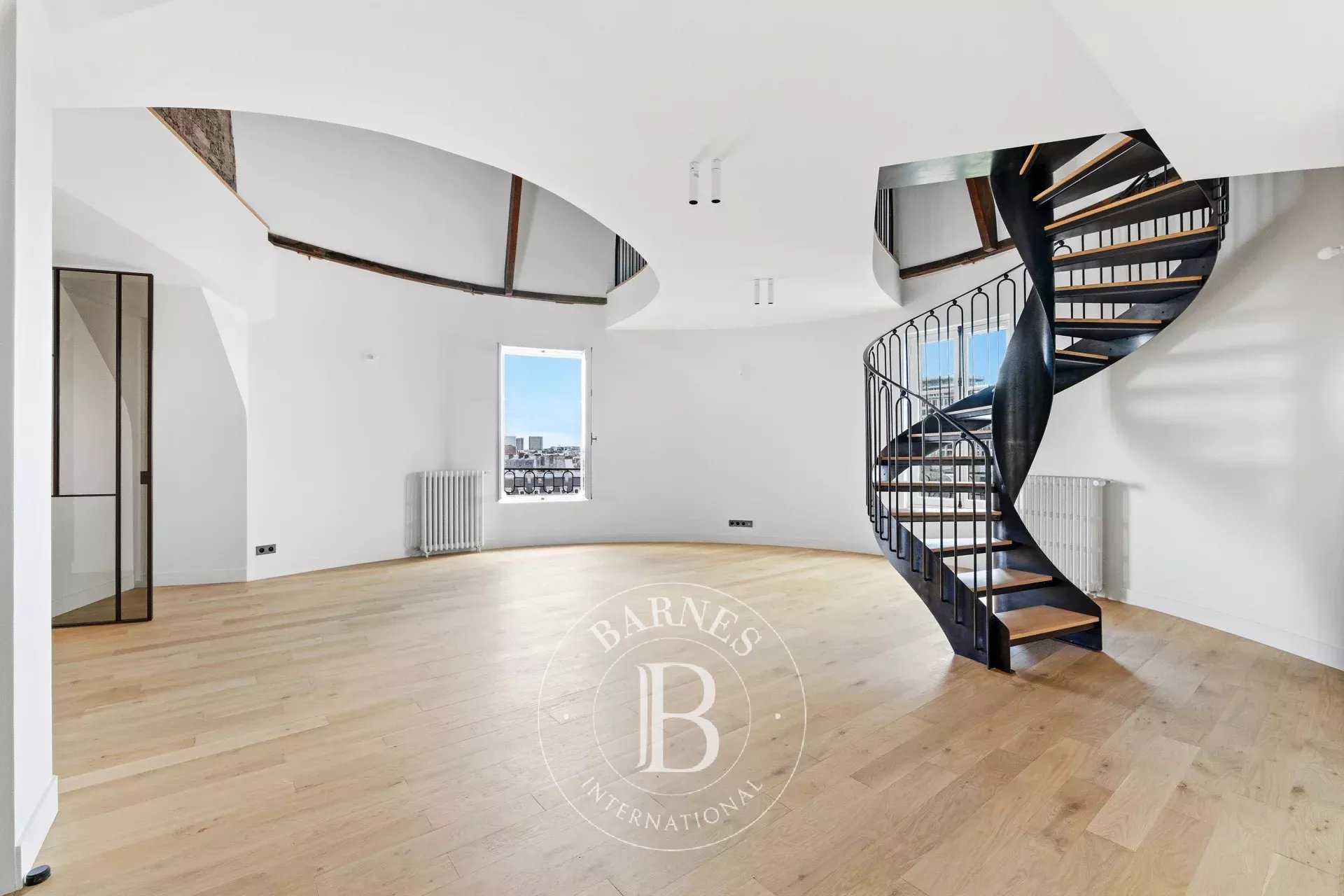 Paris  - Apartment 3 Bedrooms