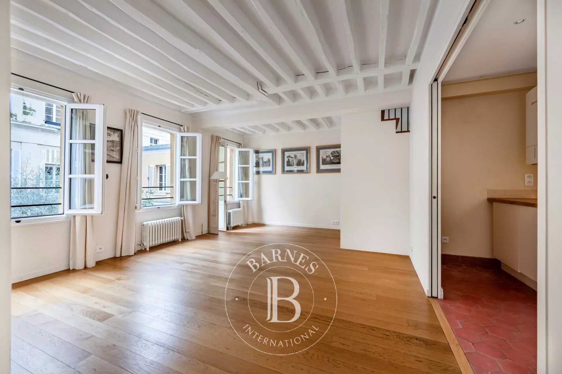 Paris  - Appartement 4 Pièces 4 Chambres