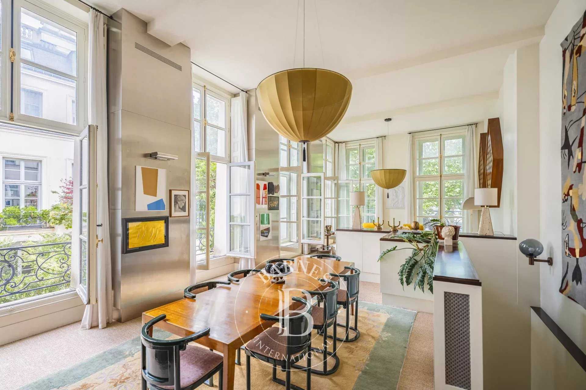 Paris  - Apartment 2 Bedrooms
