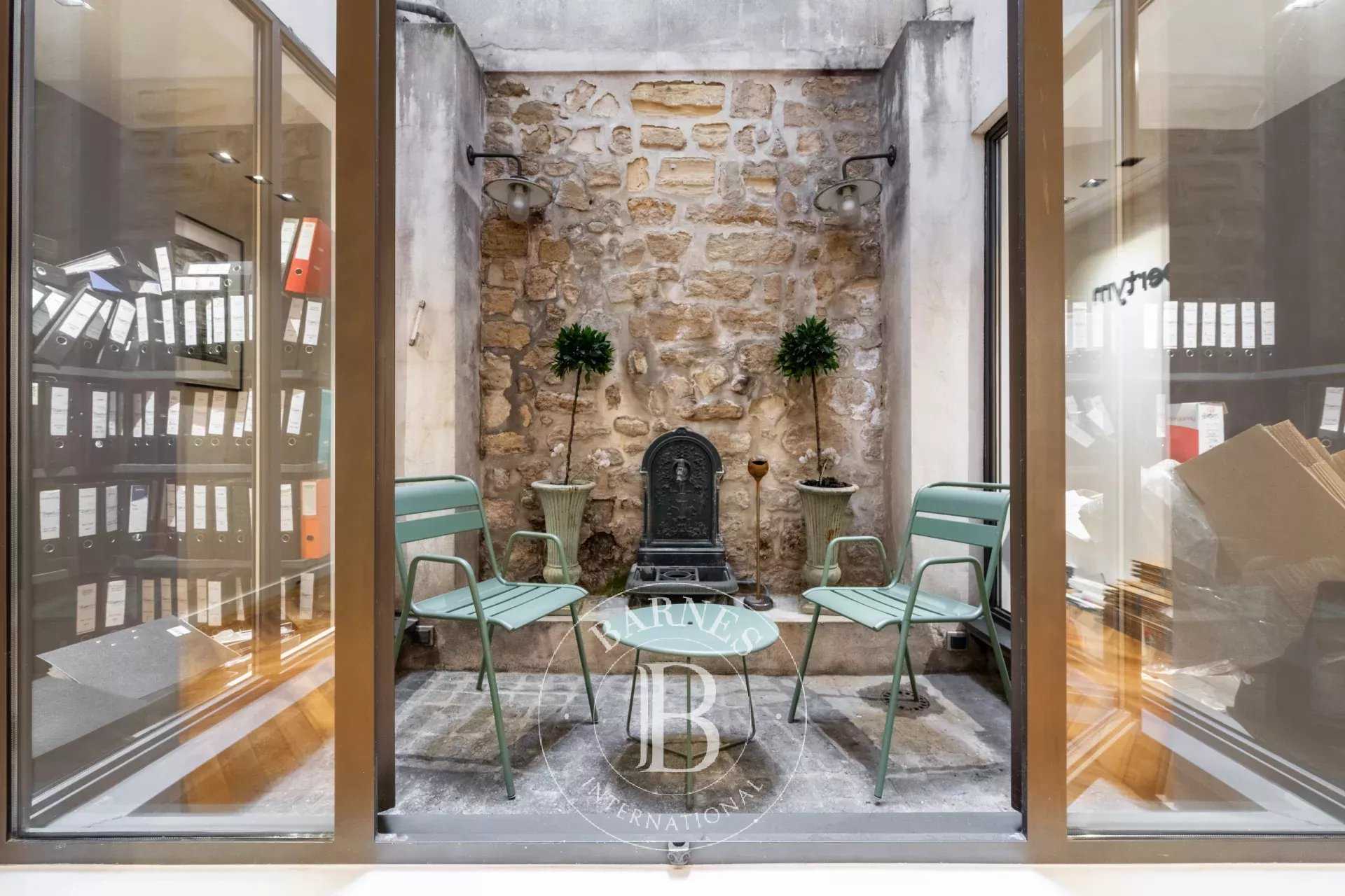 Paris  - Apartment 3 Bedrooms