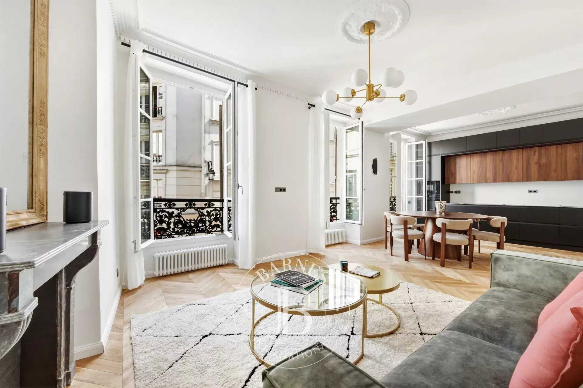 Paris  - Appartement 4 Pi&egrave;ces 2 Chambres