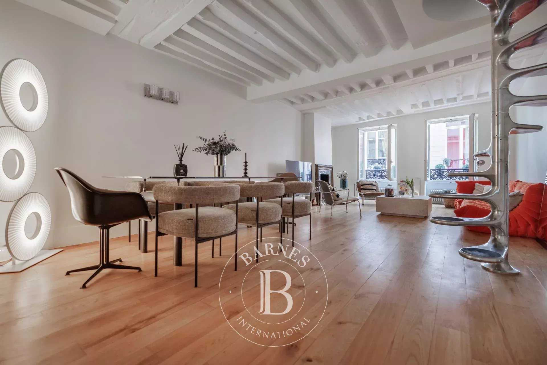 Paris  - Apartment 2 Bedrooms