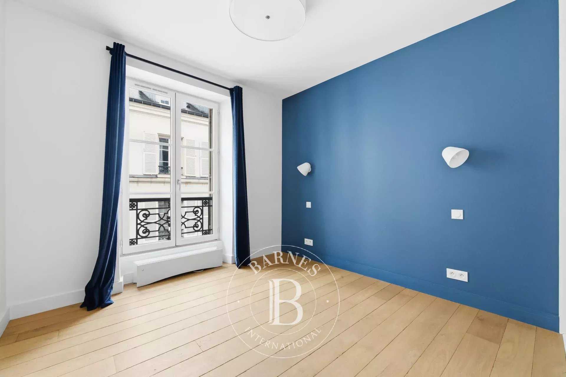 Paris  - Apartment 2 Bedrooms