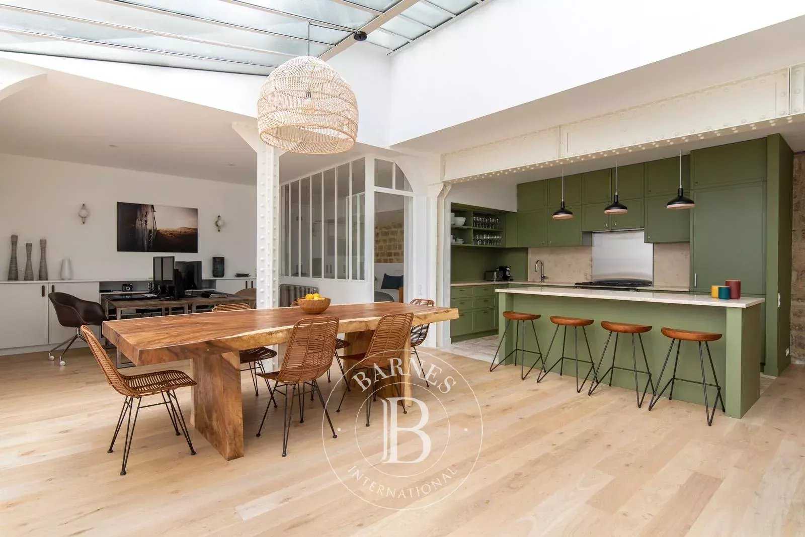 Paris  - Apartment 3 Bedrooms