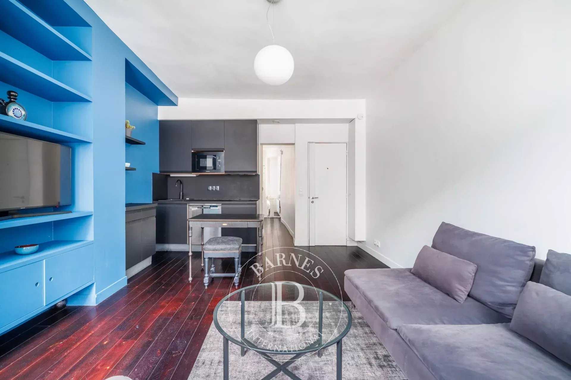 Paris  - Appartement 2 Pièces, 1 Chambre